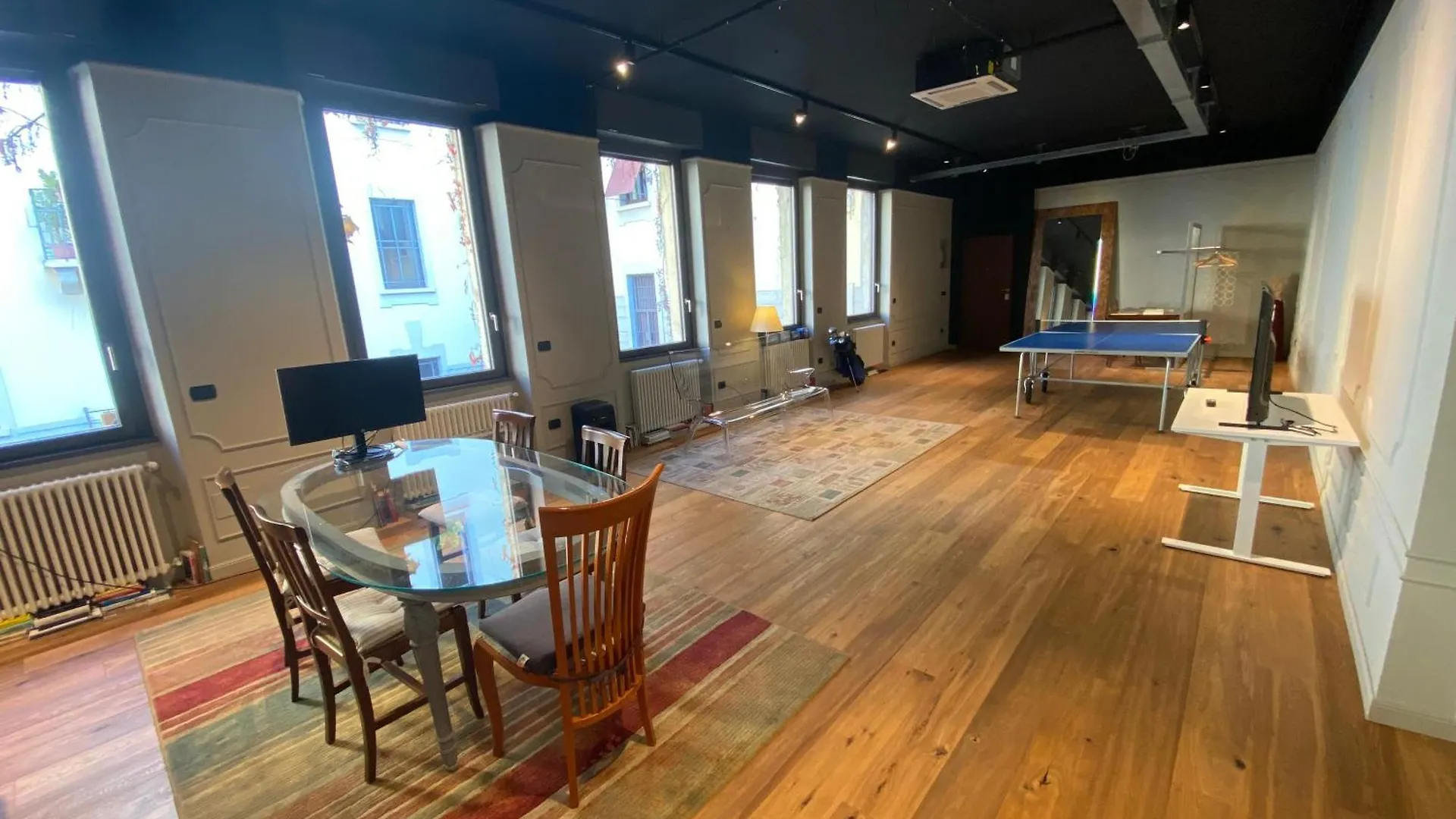 Centro-200 Mq Loft/Ufficio • Check-In 24H • Wifi Apartment Milan